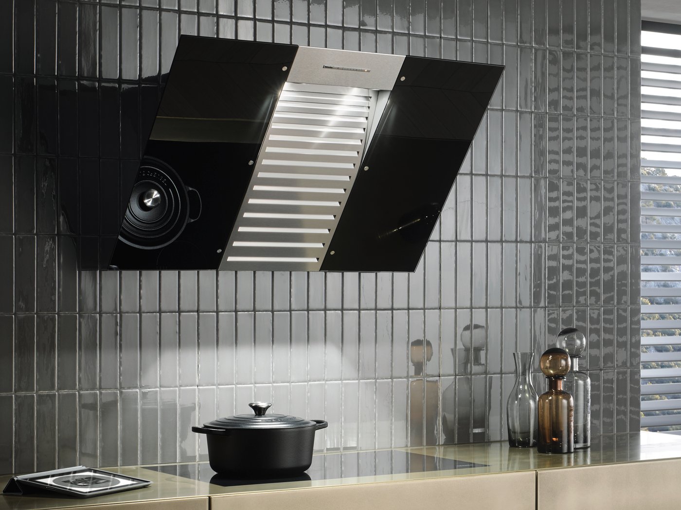 Витяжка DA 6096 W чорний обсидіан