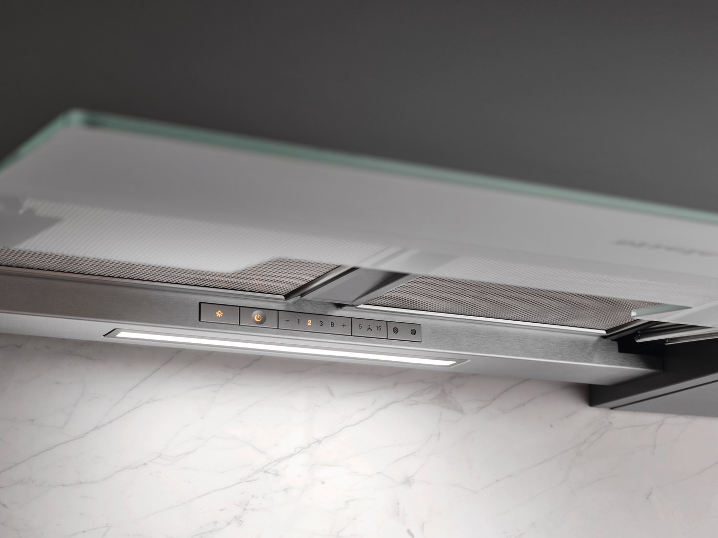 Витяжка DAS 4640