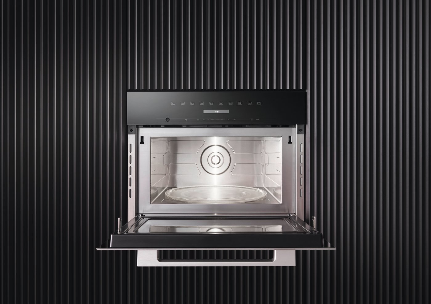 Мікрохвильова піч M 7240 TC EDST/CLST