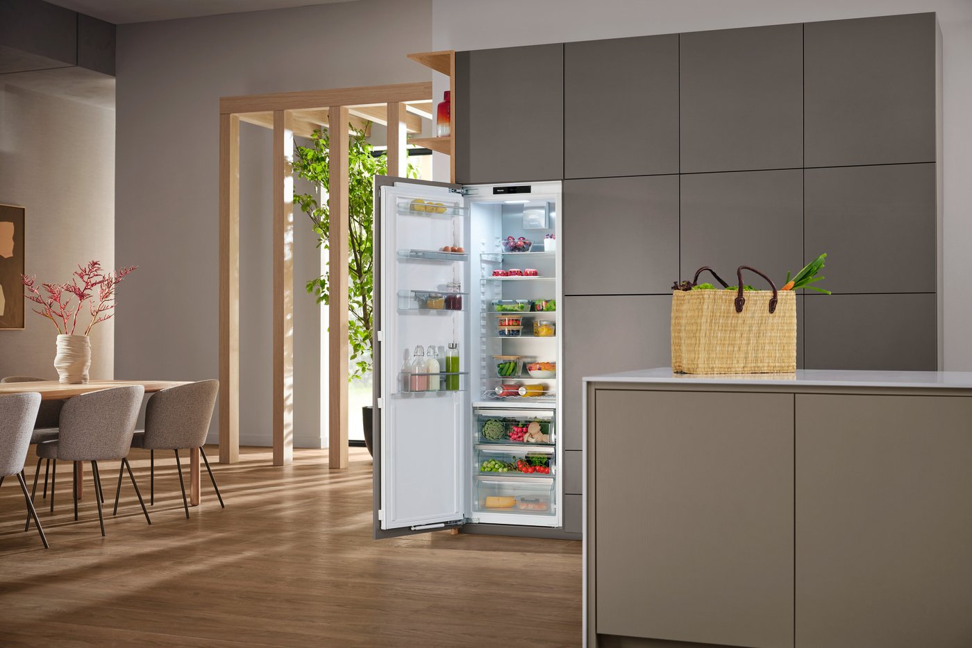 Холодильна камера K 7747 D