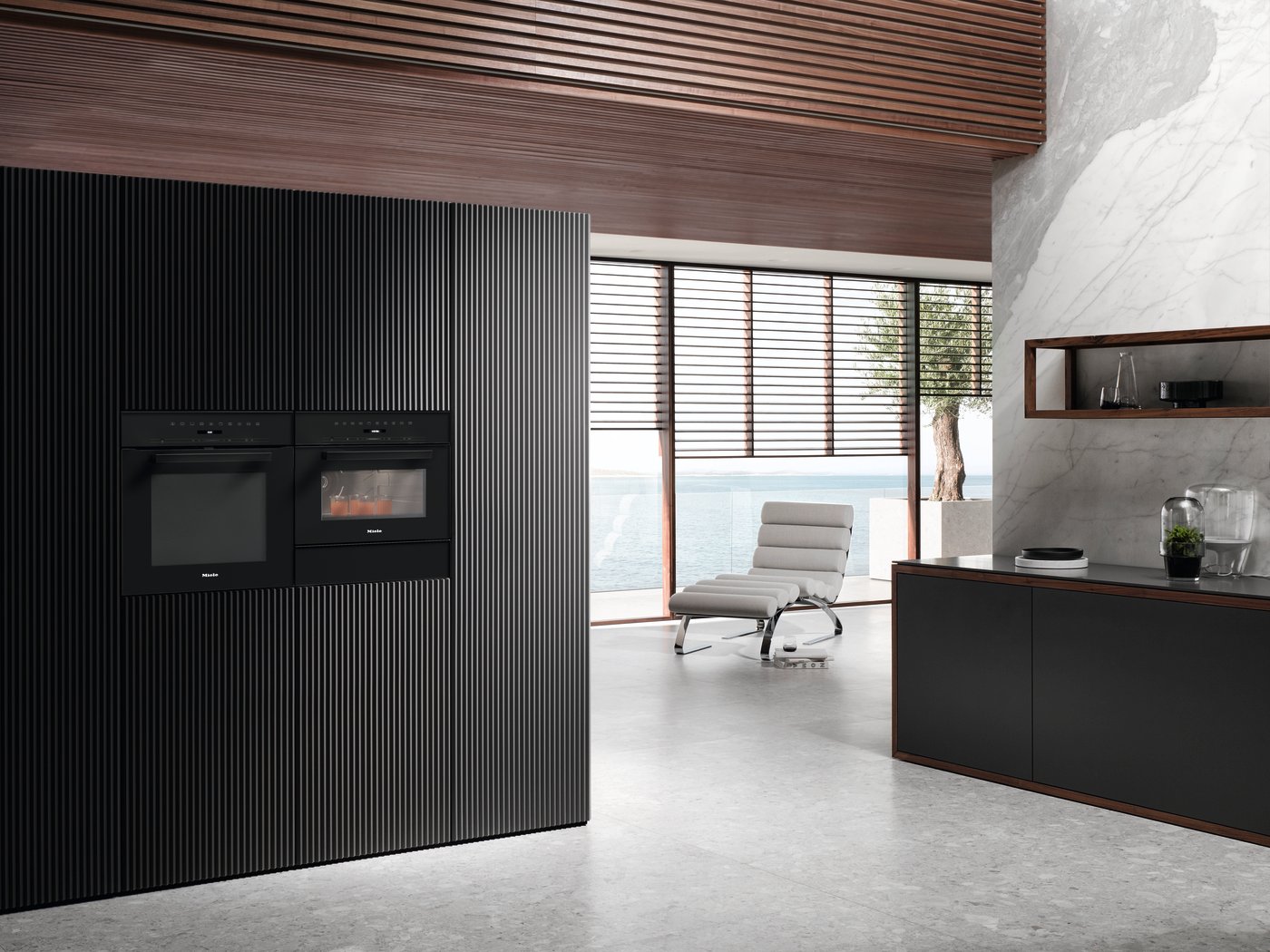 Мікрохвильова піч M 7244 TC OBSW