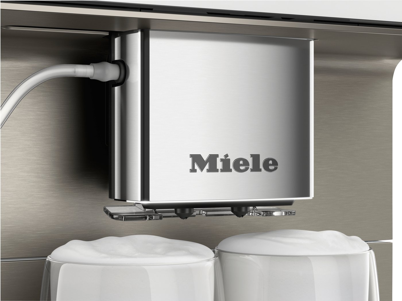 CM 7550 чорна з комплектом хімії