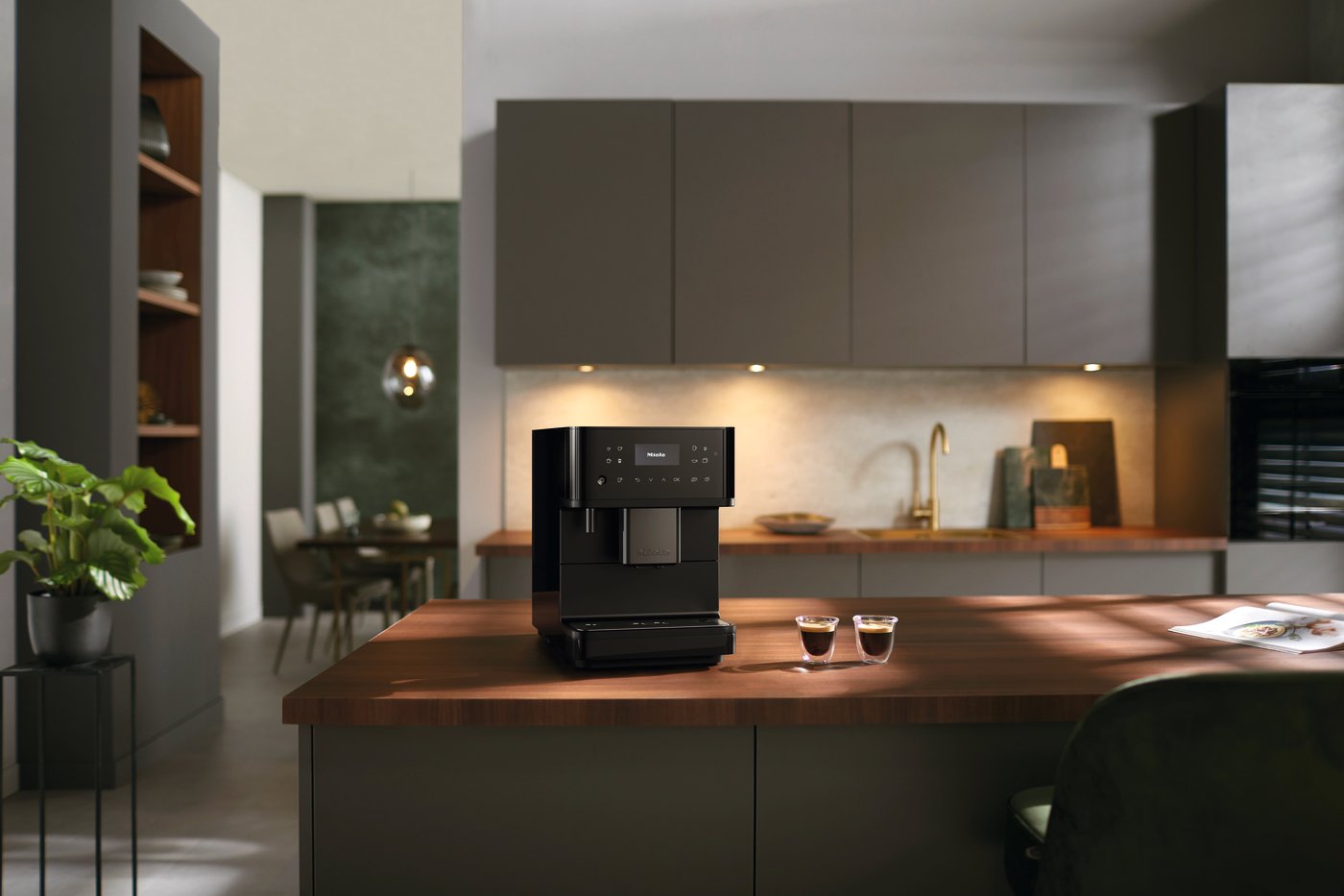 CM 6360 чорний обсидіан матовий з комплектом хімії