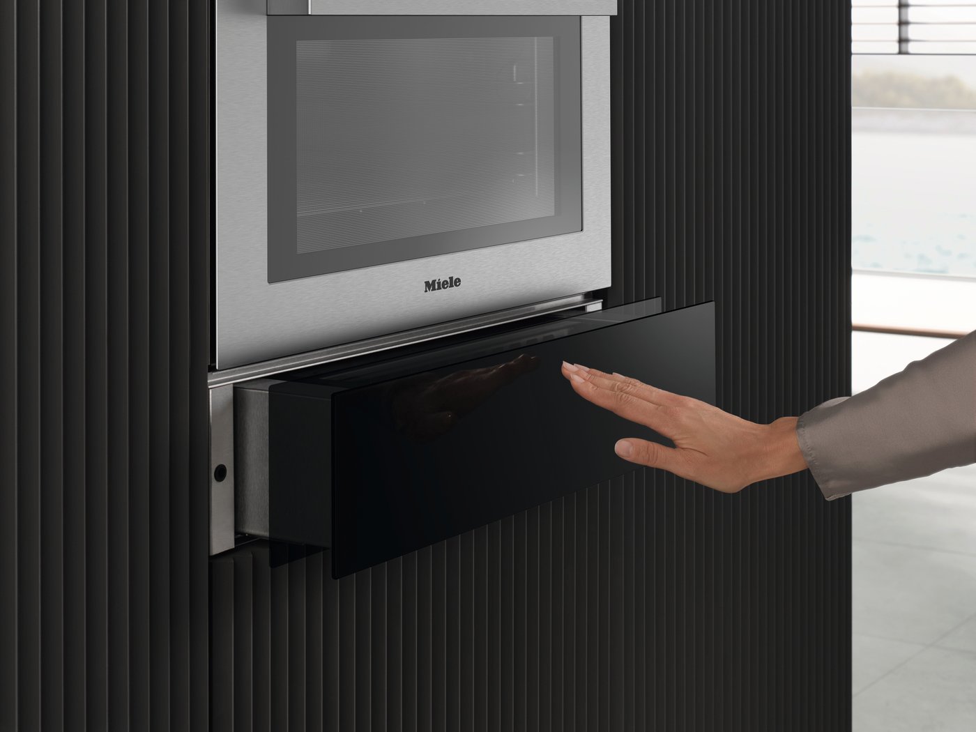 Вакууматор EVS 7010 чорний обсидіан