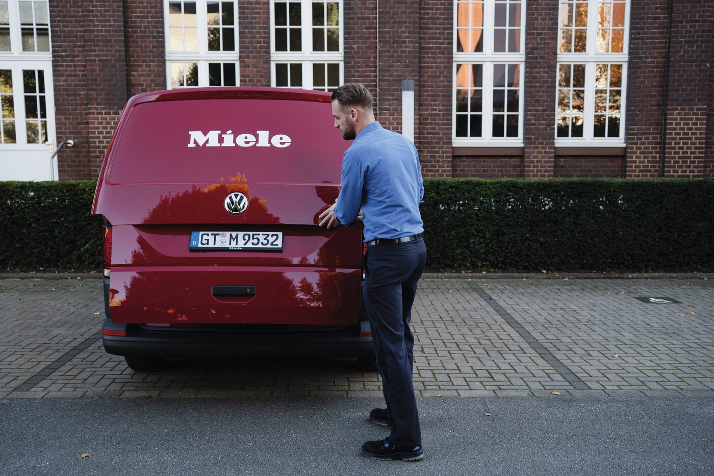 Повторна доставка